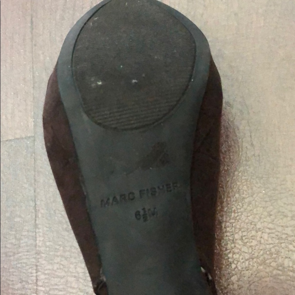 Heels - Picture 4 of 4